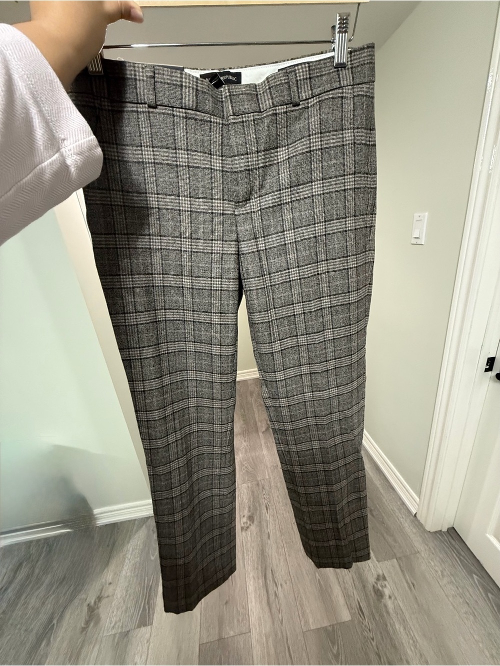 Banana Republic Plaid Straight-Leg Pants in Gray and Brown